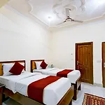Hotel Amenda Prime Near Igi Airport