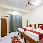 Hotel Amenda Prime Near Igi Airport