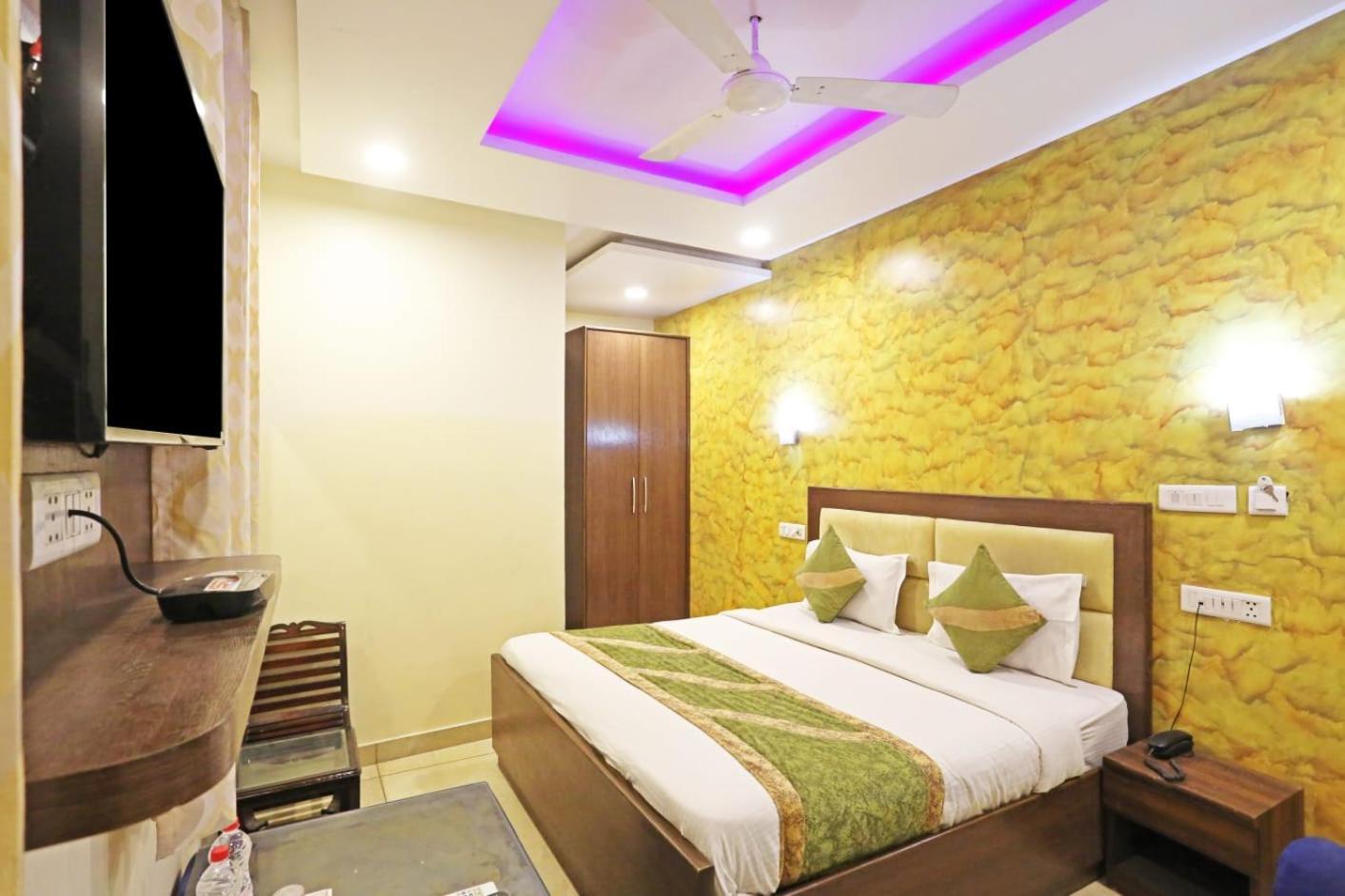 Amenda Prime Near Igi Airport Hotel