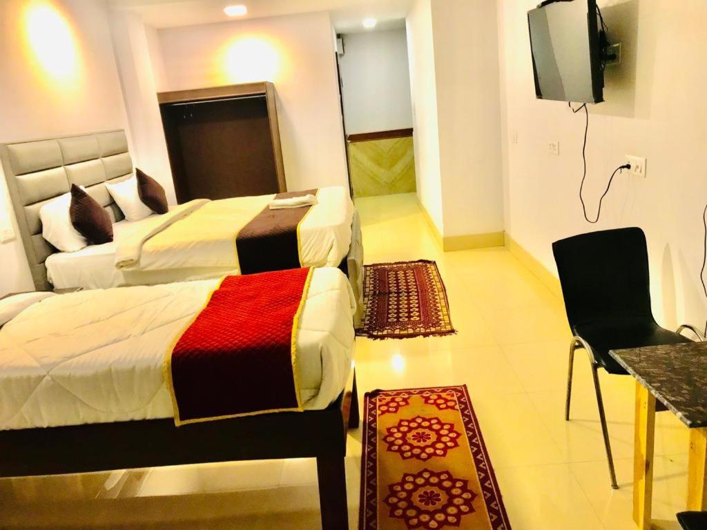 Hotel Amenda Prime Near Igi Airport 5*