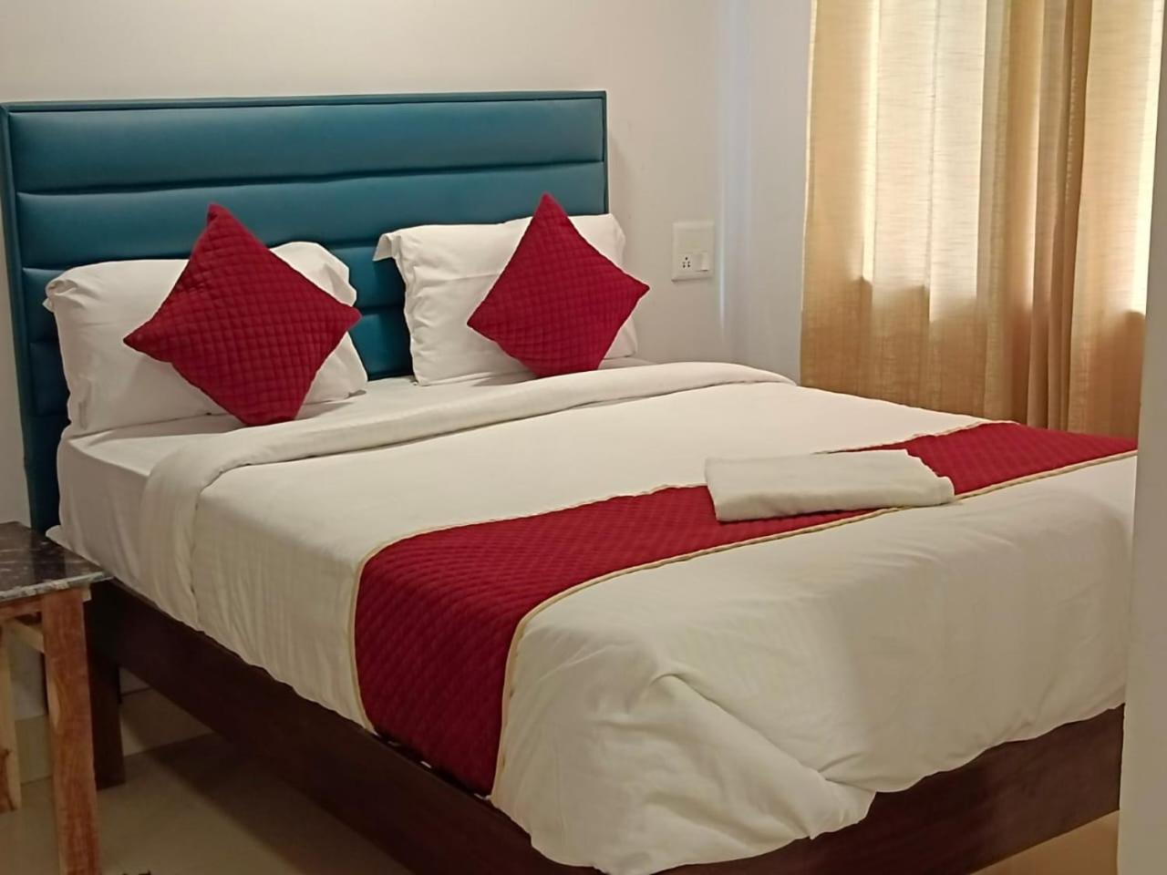 Amenda Prime Near Igi Airport